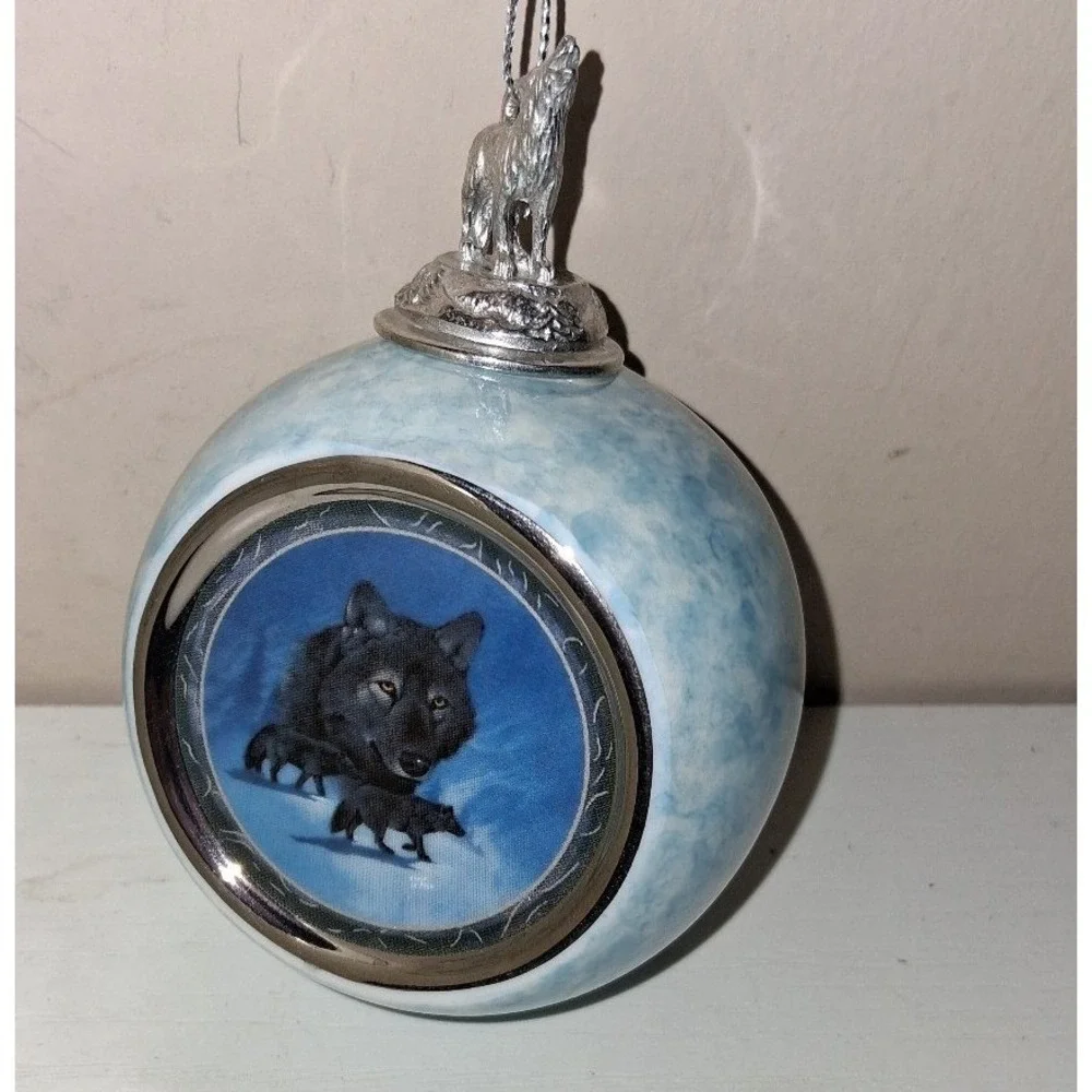 Bradford Editions Wolf Ornaments 